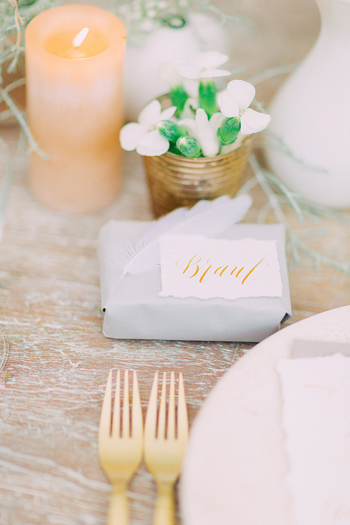 Kalligrafie, moderne Kalligrafie, Kalligraphie, moderncalligraphy, Hochzeitspapeterie, Hochzeitseinladung, Noni, Brautmode, Kalligrafie lernen, kalligrafieworkshop, Handschrift, nicnillasink, nicnillas ink, Kalligrafie Deutschland, styled shooting, Brautpaar, hochzeitsshooting, hochzeitsfotografie, hochzeitstisch, weddingplanner, brauttisch, inspiration, weddingstationary, wedding invitation